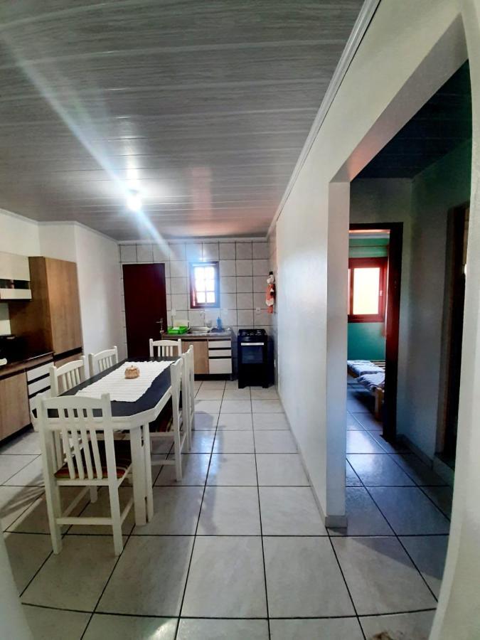 Residencial Familia Milani 100 Metros Do Mar Torres Appartement Buitenkant foto