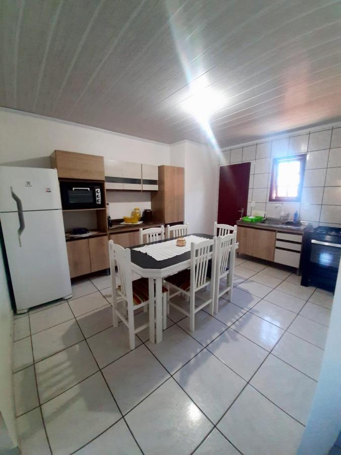 Residencial Familia Milani 100 Metros Do Mar Torres Appartement Buitenkant foto